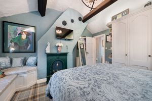 Photo 30- click for photo gallery